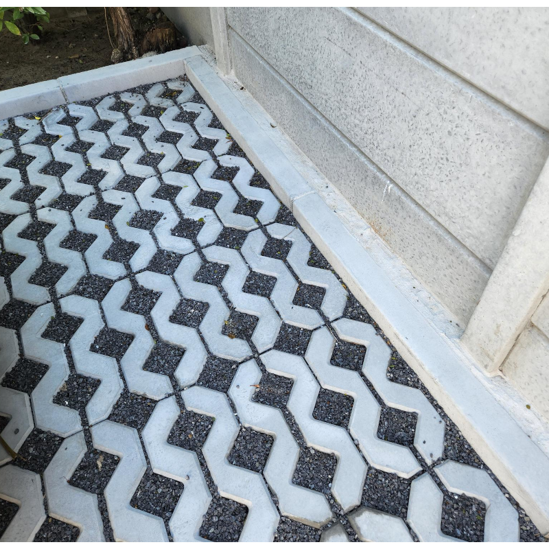 Grass Blocks - Figure 8