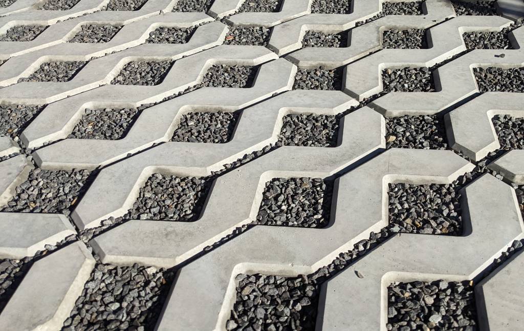 Grass Blocks - Figure 8