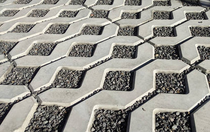 Grass Blocks - Figure 8